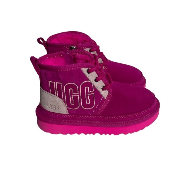 UGG Neumel Toddler Graphic Outline Boots - Picture 3 of 13